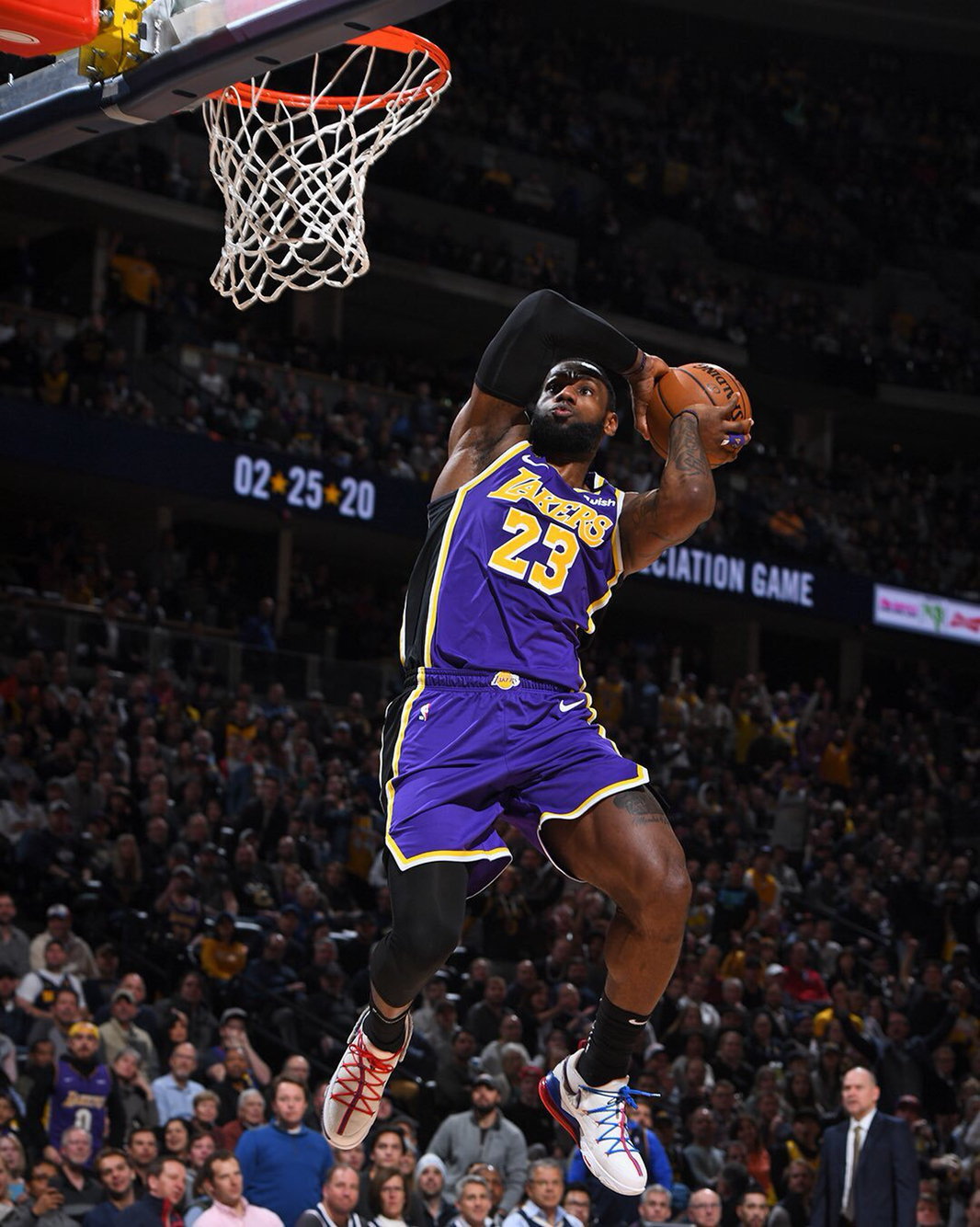 一些看似平 一些看似平