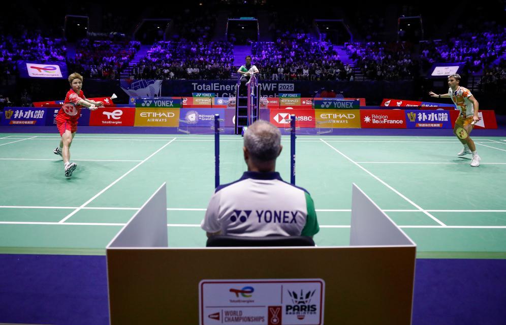 在两队的历 在两队的历