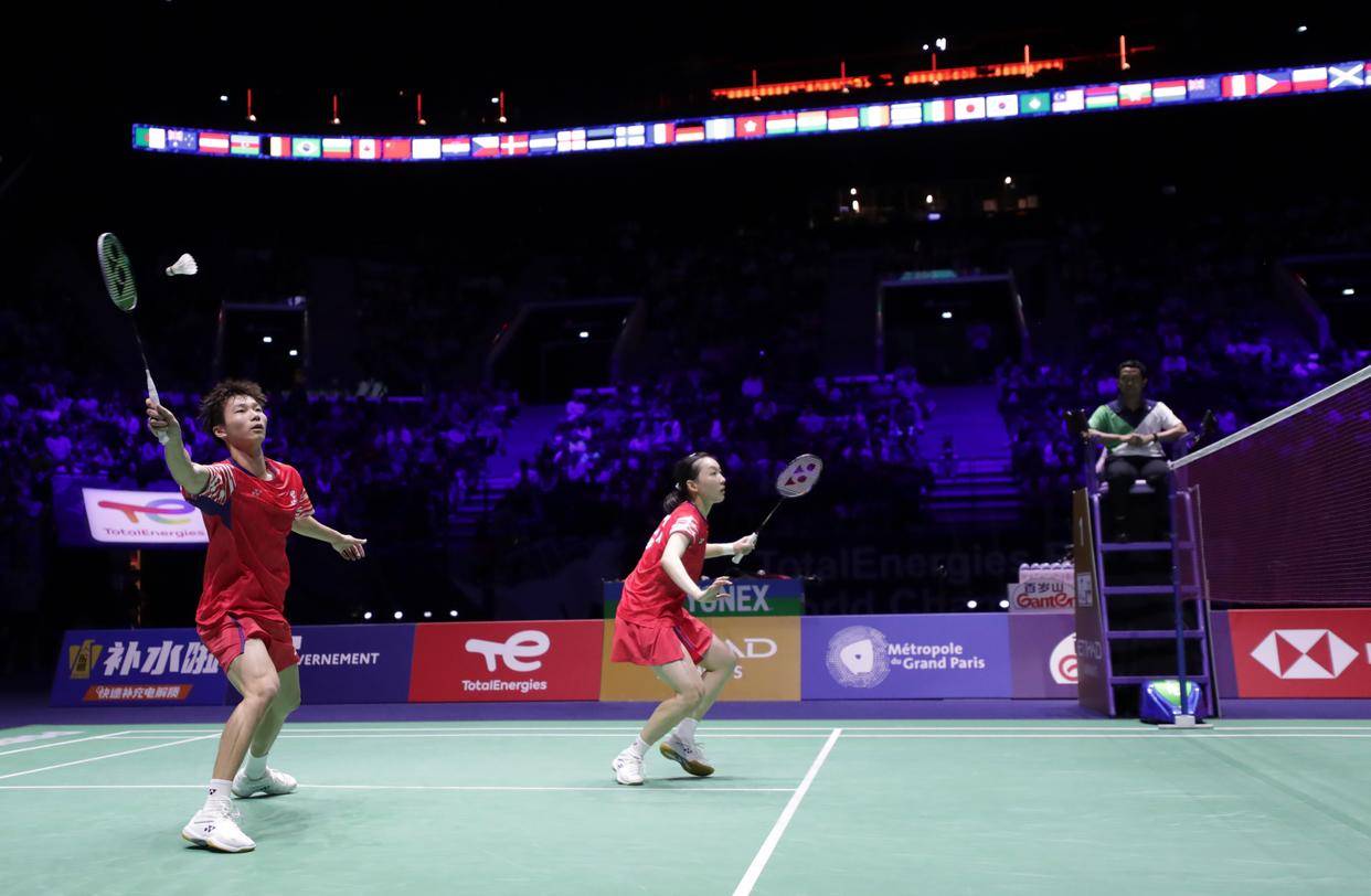 联赛中占据 联赛中占据